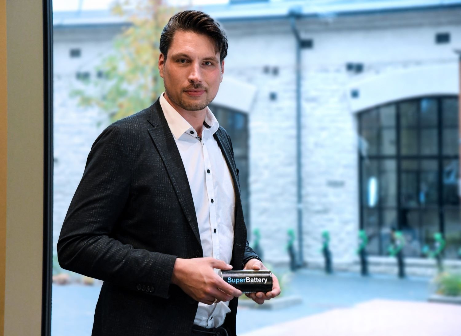 Dr. Linus Froböse, CTO of Skeleton Technologies