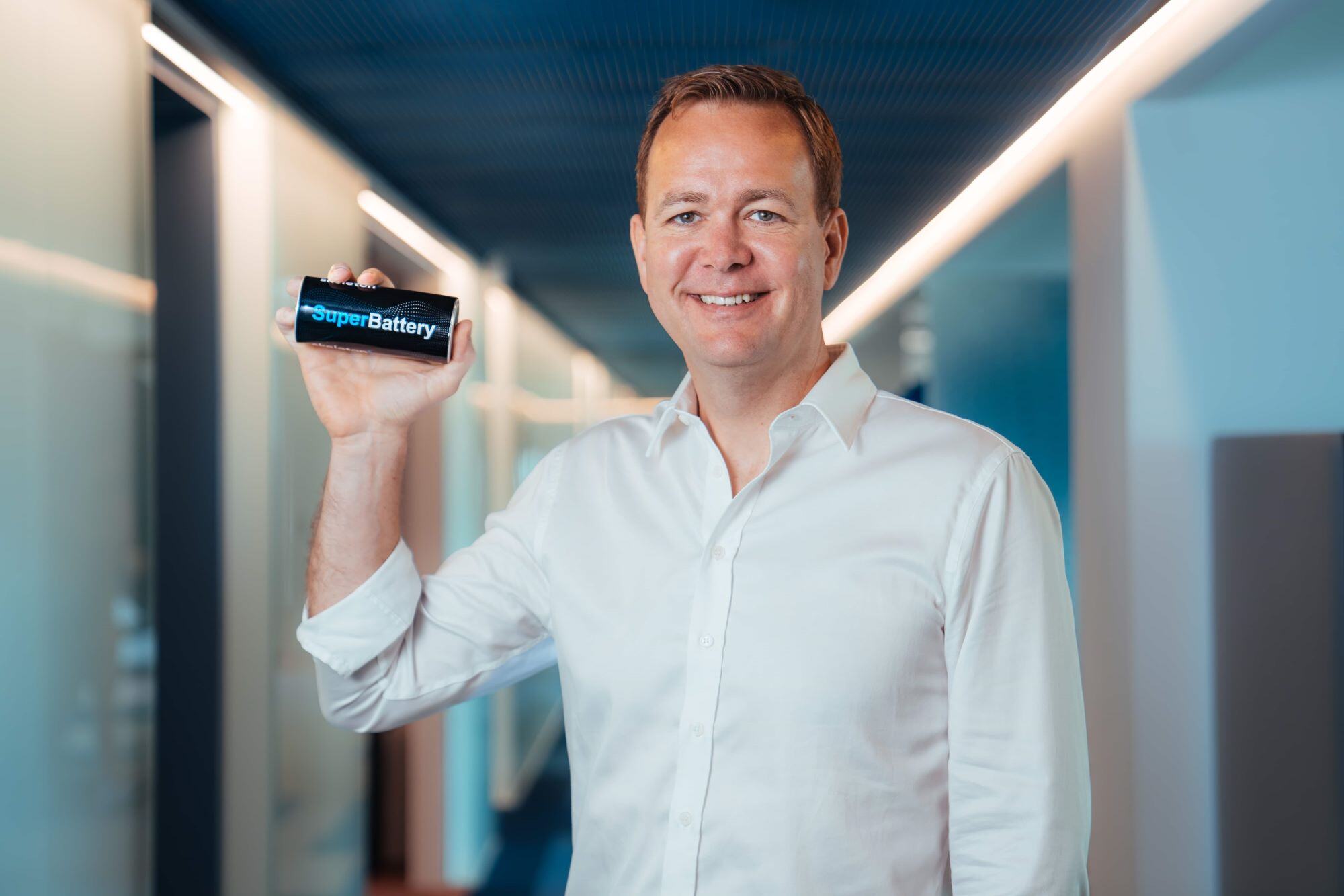 Grischa Sauerbeth Skeleton Technologies supercapacitors and SuperBattery