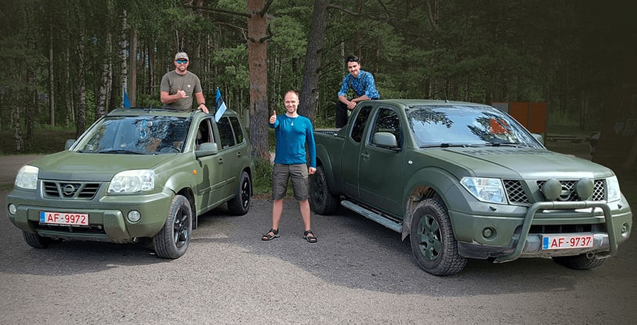 Skeletonians driving the help package to Ukraine.