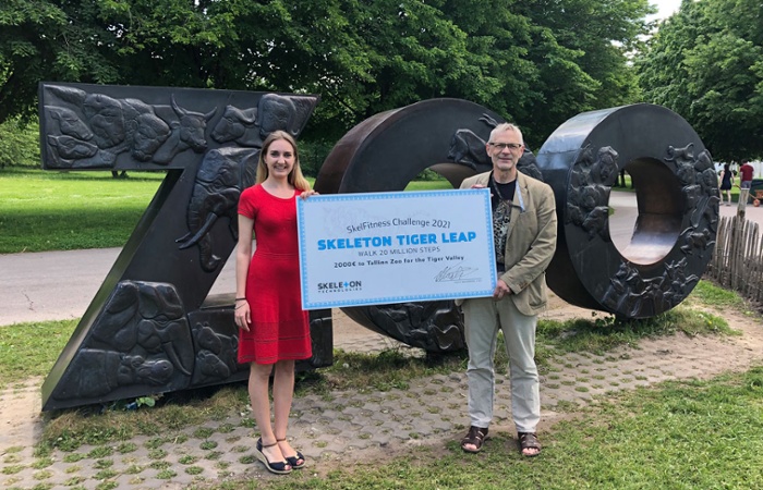 Skeleton-tiger-leap-1